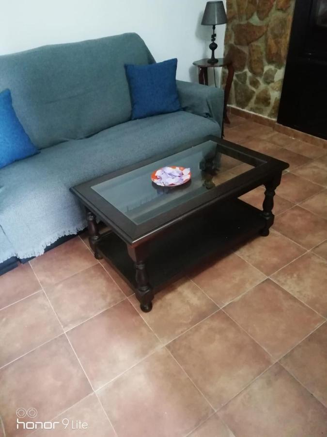 Vivienda Turistica De Alojamiento Rural El Almendro Pegalajar Exterior foto