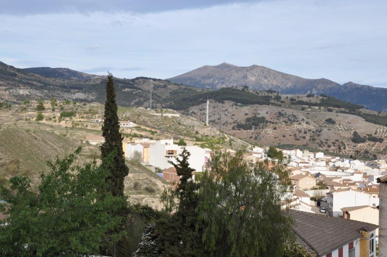 Vivienda Turistica De Alojamiento Rural El Almendro Pegalajar Exterior foto