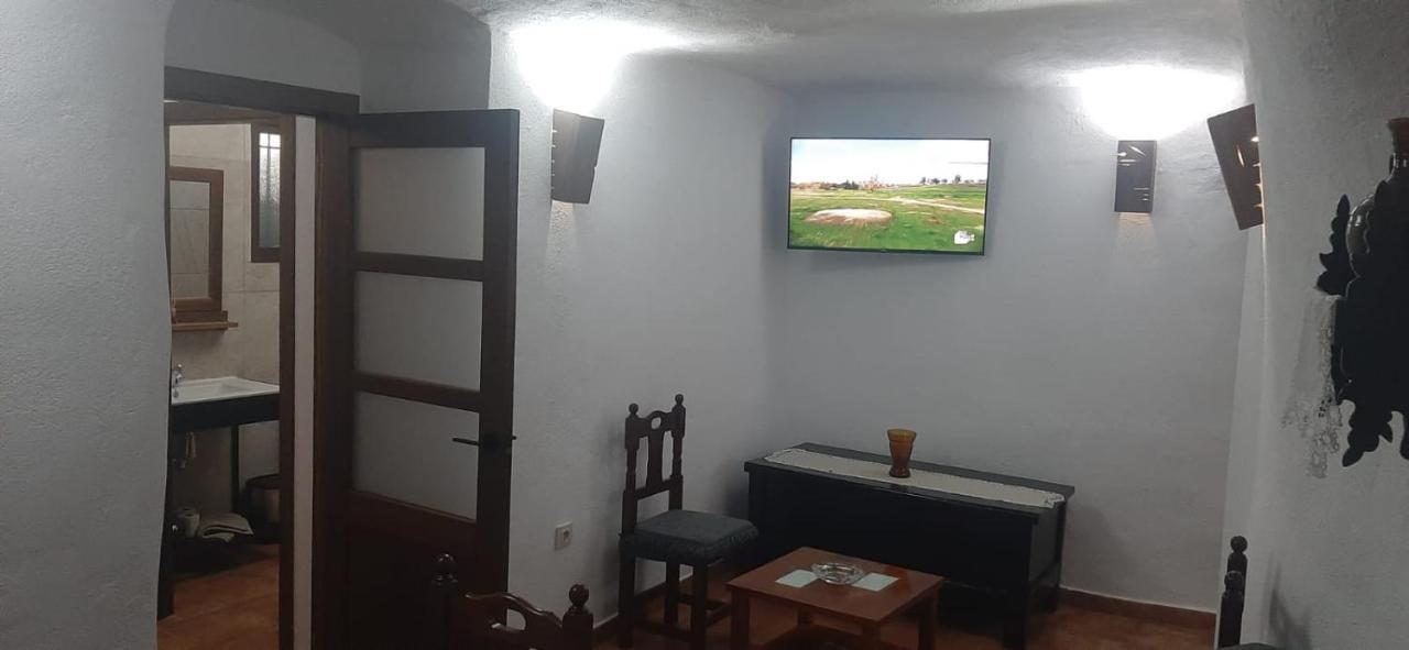 Vivienda Turistica De Alojamiento Rural El Almendro Pegalajar Exterior foto