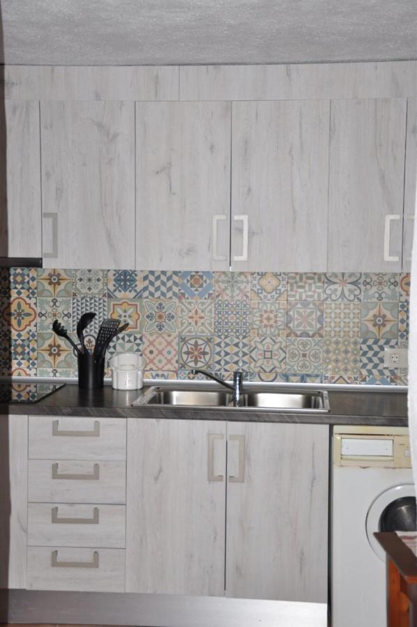 Vivienda Turistica De Alojamiento Rural El Almendro Pegalajar Exterior foto