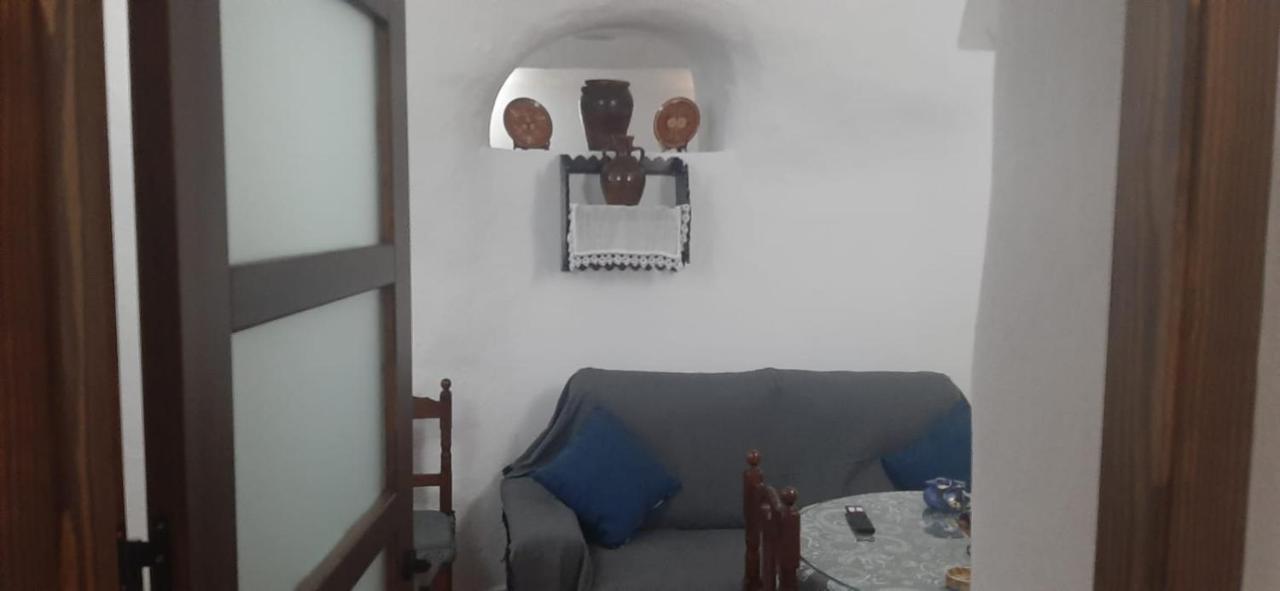 Vivienda Turistica De Alojamiento Rural El Almendro Pegalajar Exterior foto
