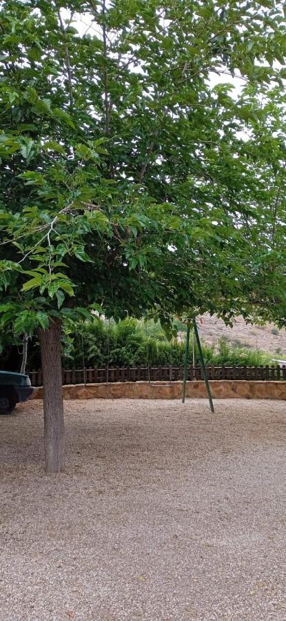 Vivienda Turistica De Alojamiento Rural El Almendro Pegalajar Exterior foto
