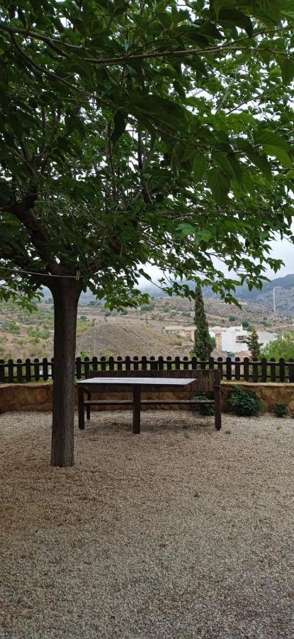 Vivienda Turistica De Alojamiento Rural El Almendro Pegalajar Exterior foto