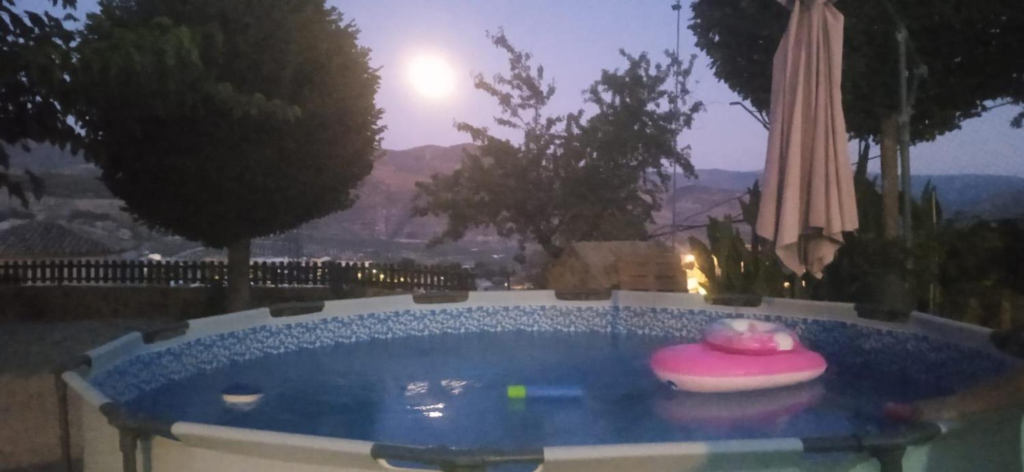 Vivienda Turistica De Alojamiento Rural El Almendro Pegalajar Exterior foto